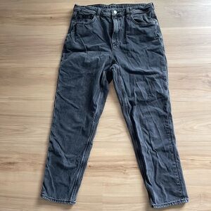 American Eagle Outfitters Mom Jeans